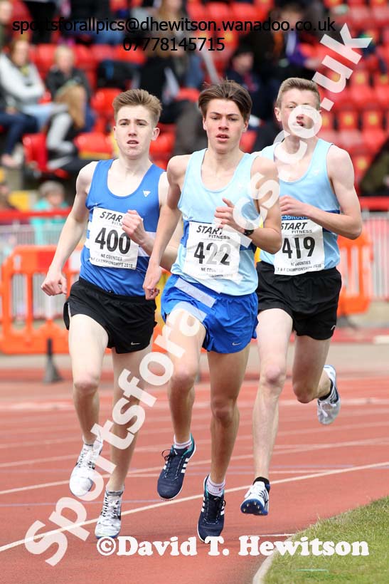 Mens under-17s 1500 metres, North Eastern Track and Field Champs, Gateshead Stadium. Photo: David T. Hewitson/Sports for All Pics